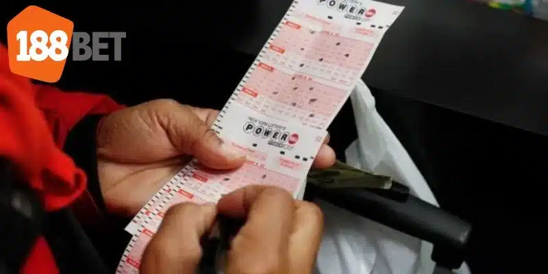 Luật chơi xổ số miền Trung vô cùng đơn giản và dễ hiểu.